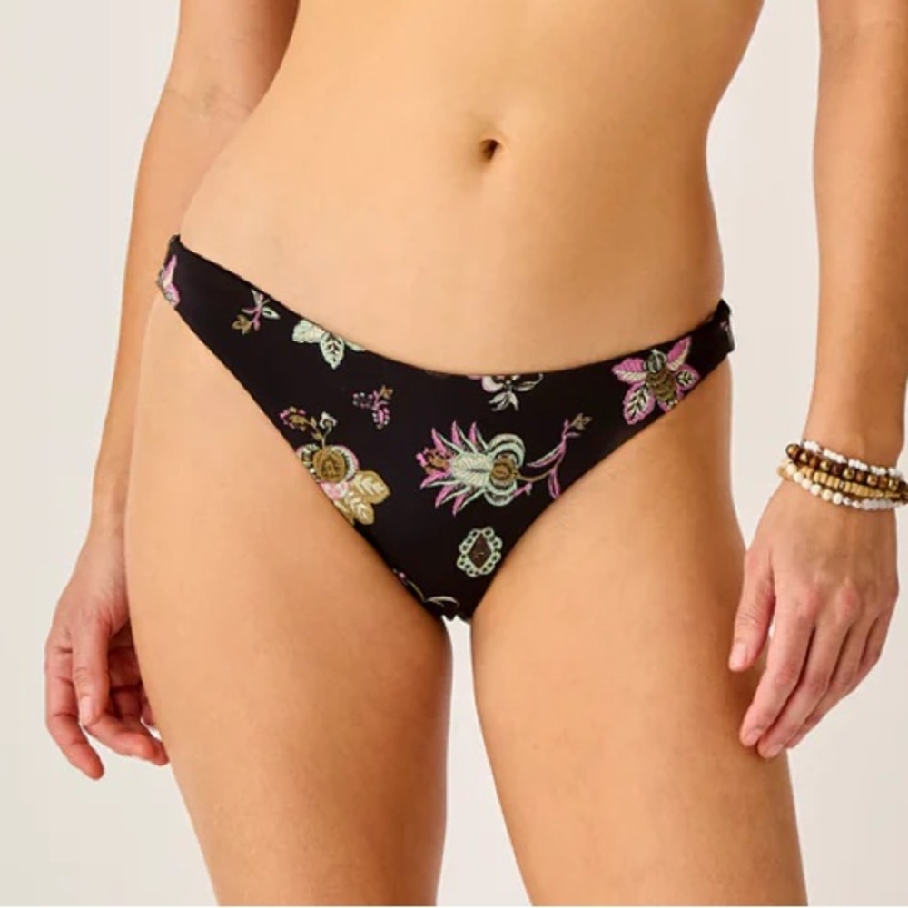 Carve Designs Sanitas Skimpy Reversible Bikini Bottom